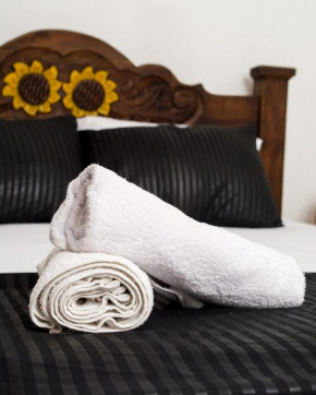 Room in Guest room - Hb3 Room In La Boquilla Cartaena With Air Conditioning And Jacuzzi